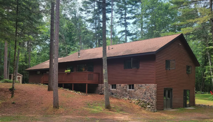 Hojnacki's Cedar Hideaway